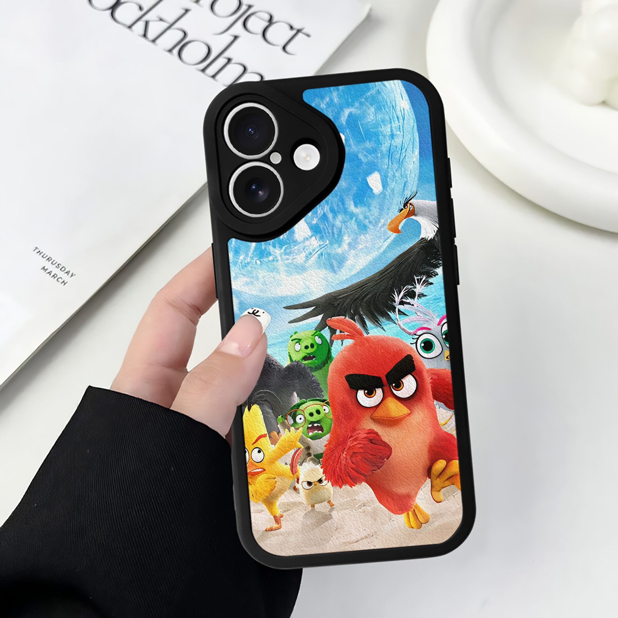 （画像用） Angry Birds アングリーバード 【iPhone 16シリーズ対応】シリコンスマホケース（レザー調） 材質：シリコン